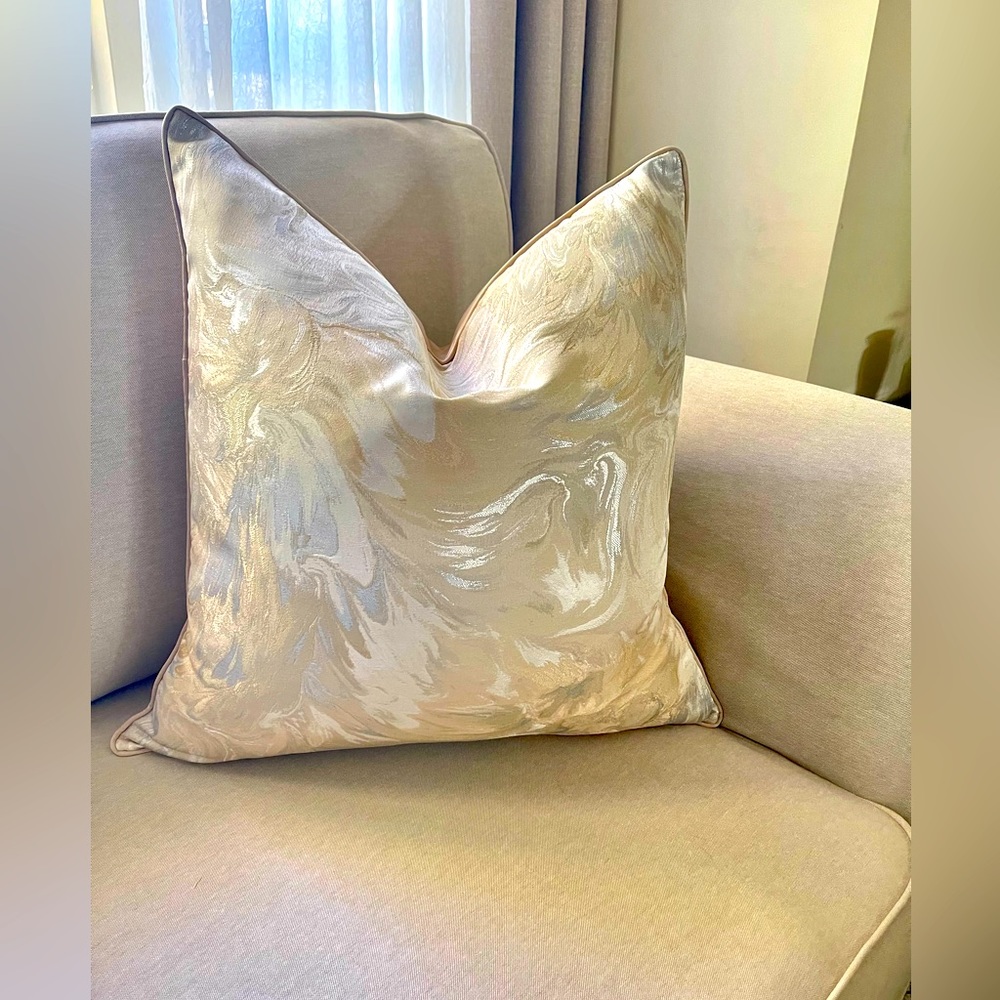 - luxury Champagne and  sliver waves glam pillow.          Size 22 x22 inches - Picture 6 of 11
